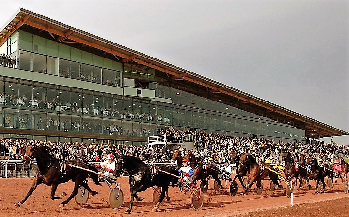 Vendredi 8 Février à Mauquenchy: Le course par course!