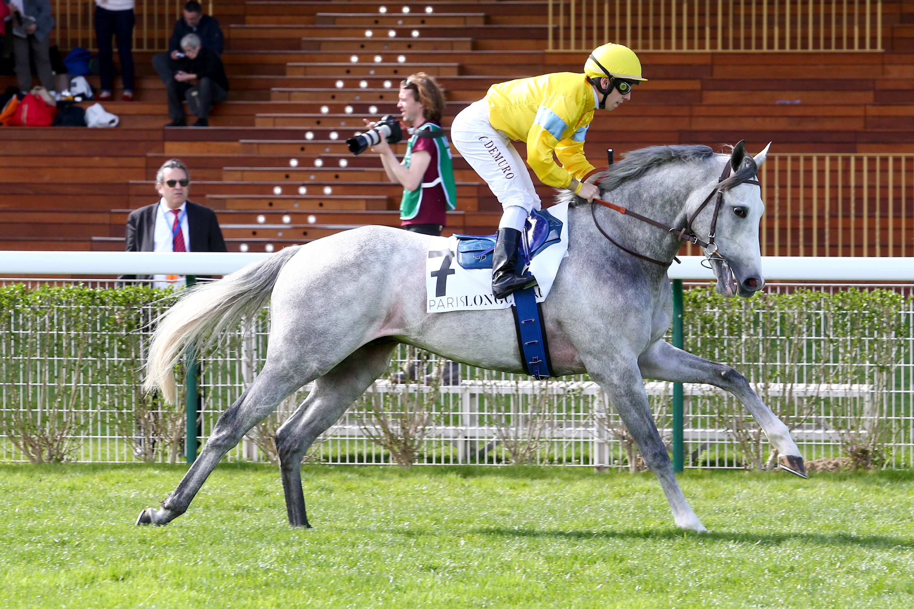 Dimanche 13 septembre à ParisLongchamp : La sélection de Thomas !